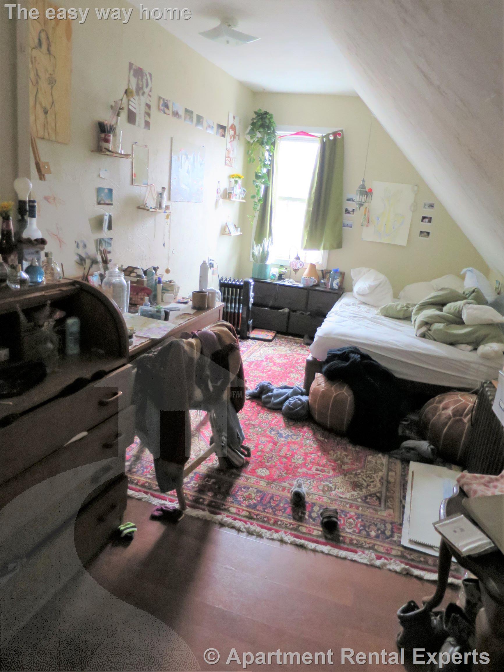 19 Putnam Ave, Harvard Square