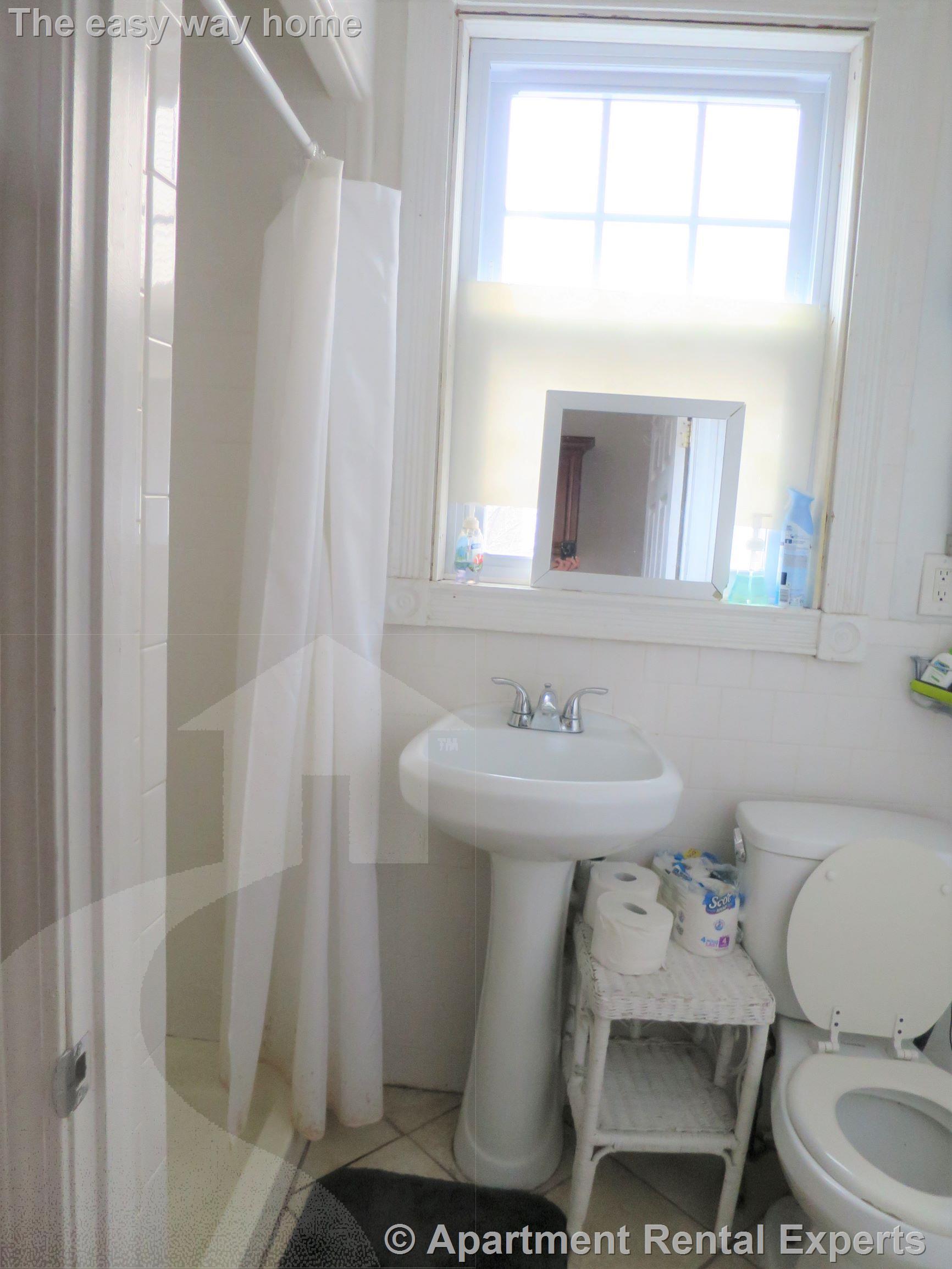 17A Putnam Ave, Harvard Square