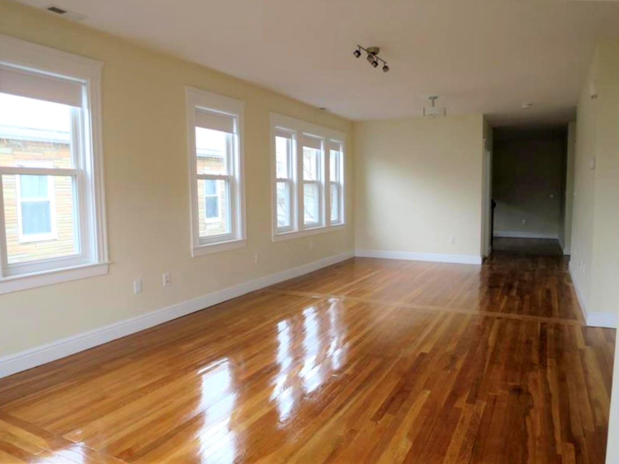 4.5 bed, 2 bath apartment for rent at 7 Bonner Ave Unit 7, Medford — photo 11 of 23