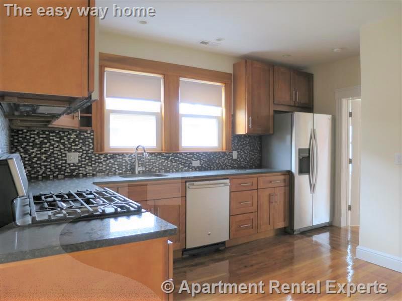 7-9 Bonner Ave, Tufts