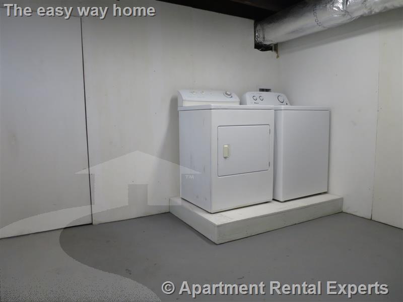 7-9 Bonner Ave, Tufts