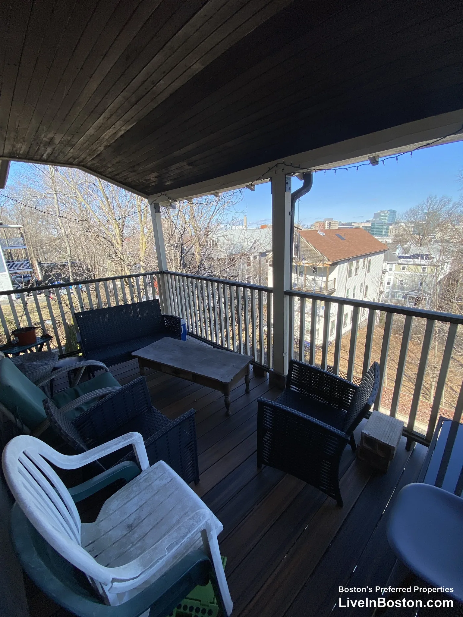 33 Iroquois St, Mission Hill
