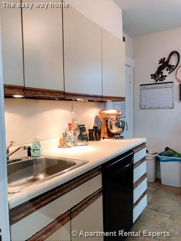 52 Foskett St, Davis Square