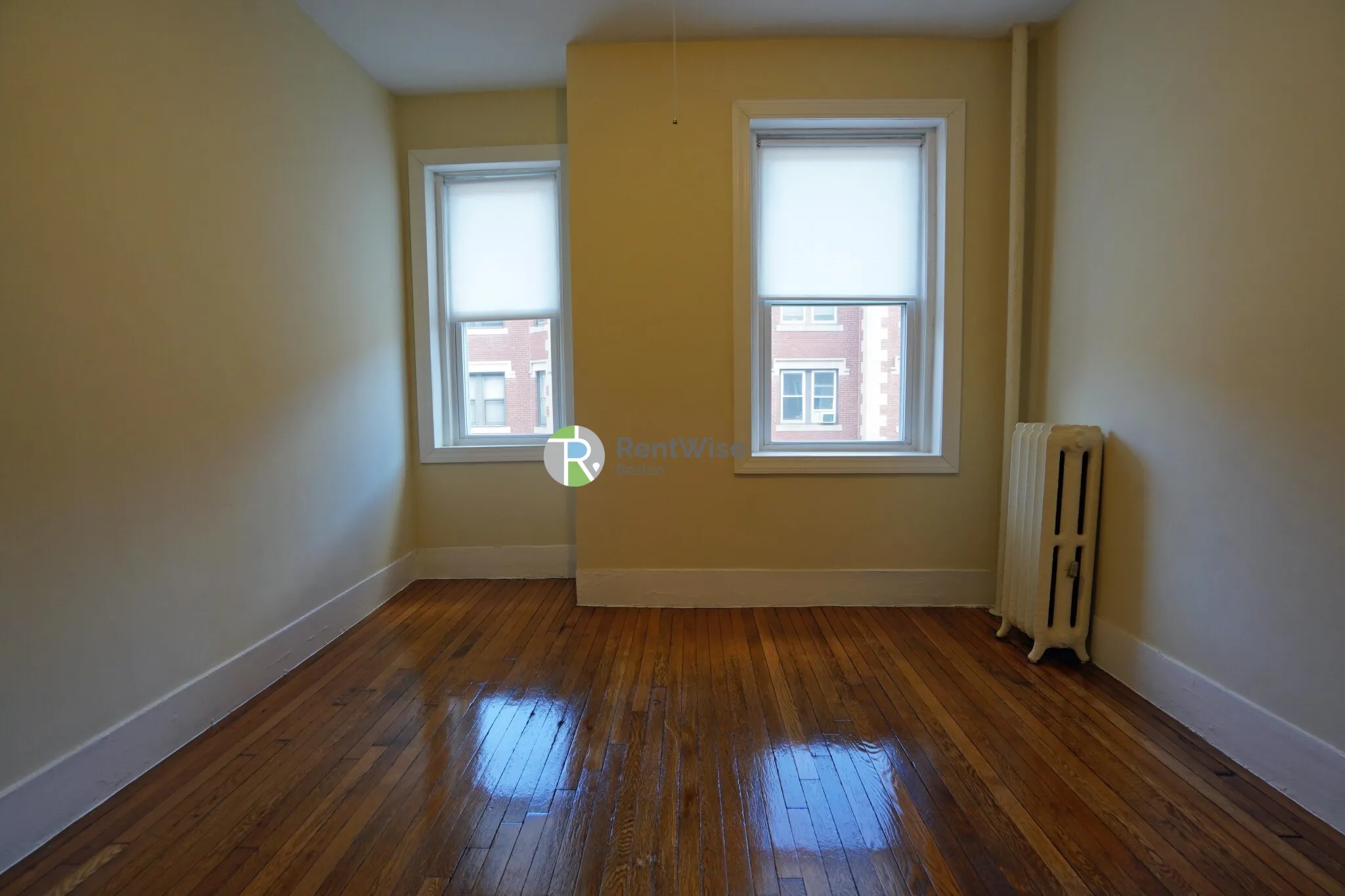 11 Royce Rd, Brighton