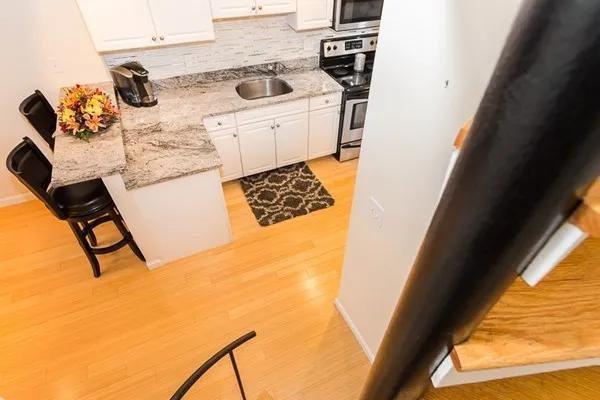 12 Stoneholm St, Fenway