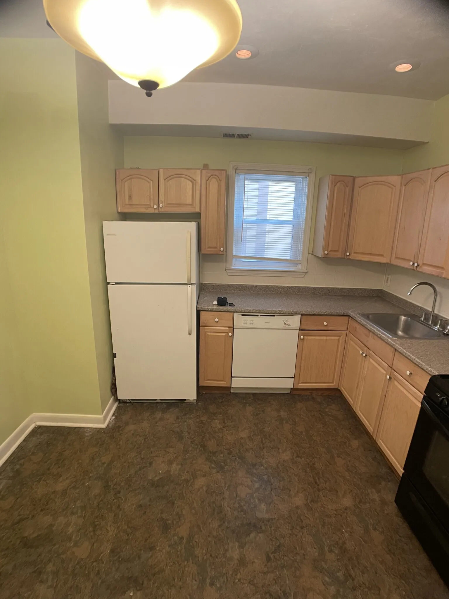 169 Windsor St, The Port