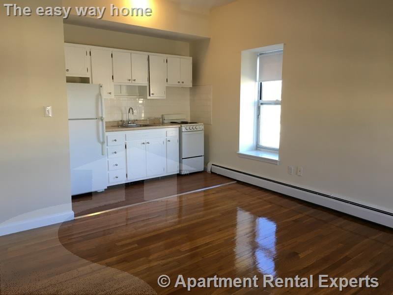 160 N Beacon St, Brighton