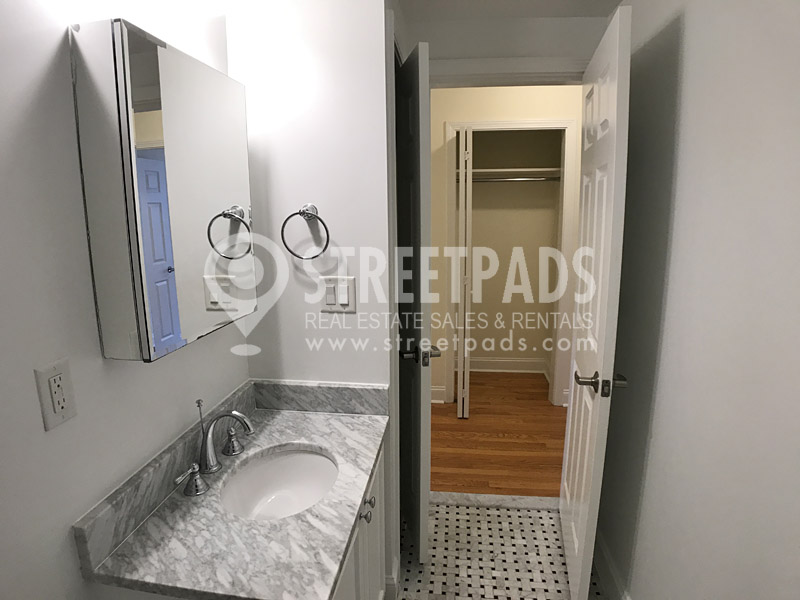 1 Langdon Sq, Neighborhood Nine