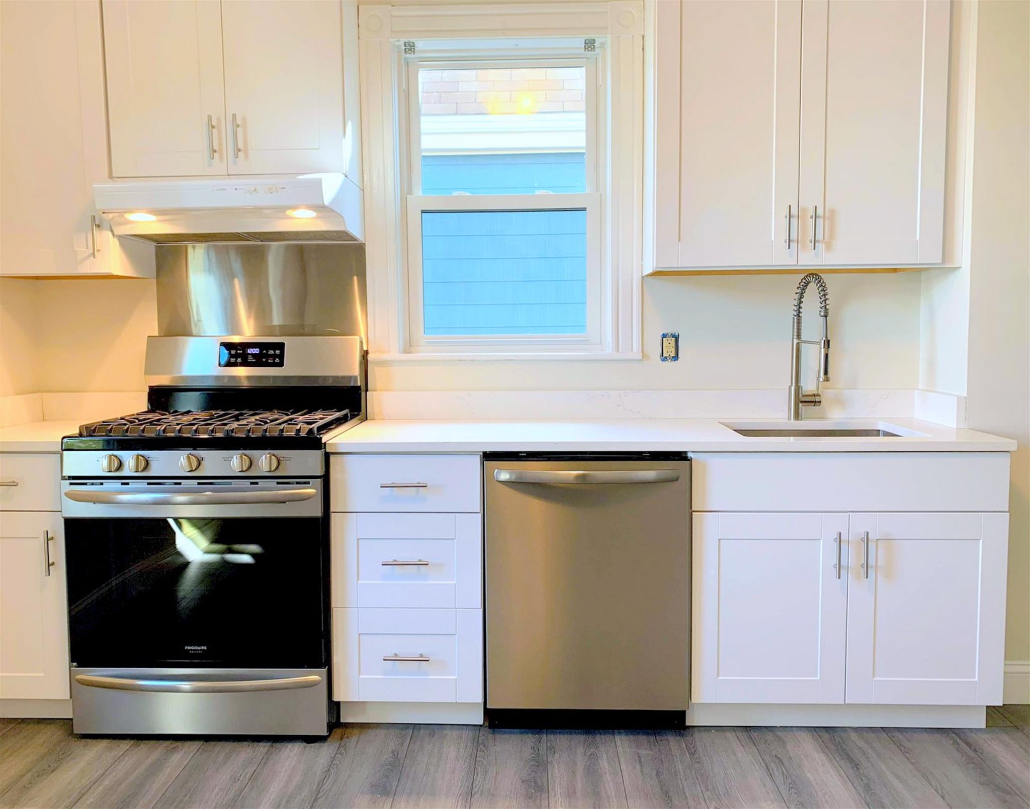 3.5 bed, 2 bath apartment for rent at 98 Bristol Rd Unit 2, Medford