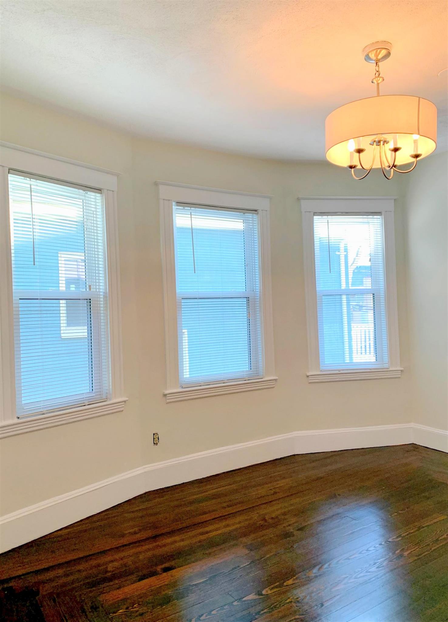 3.5 bed, 2 bath apartment for rent at 98 Bristol Rd Unit 2, Medford — photo 6 of 28