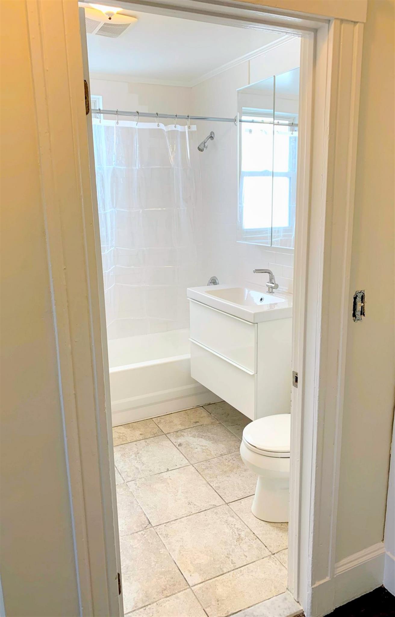 3.5 bed, 2 bath apartment for rent at 98 Bristol Rd Unit 2, Medford — photo 14 of 28