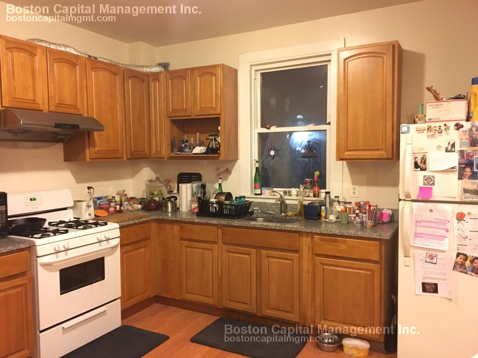 42 Sewall St, Somerville