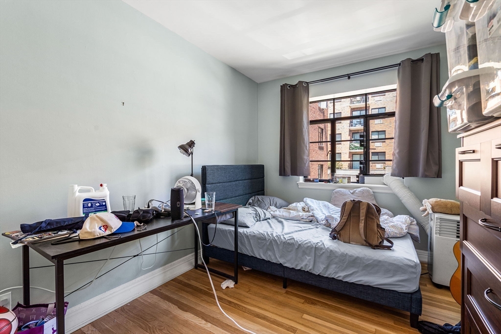 69 Strathmore, Brighton