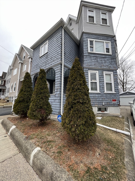 100 Walnut St, Glendale