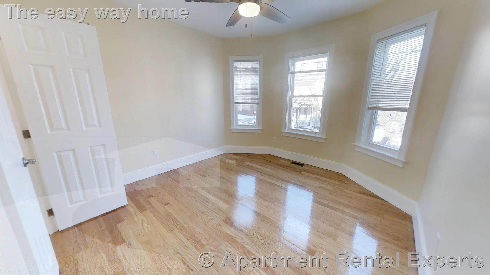 30 Cambridge Ter, Porter Square