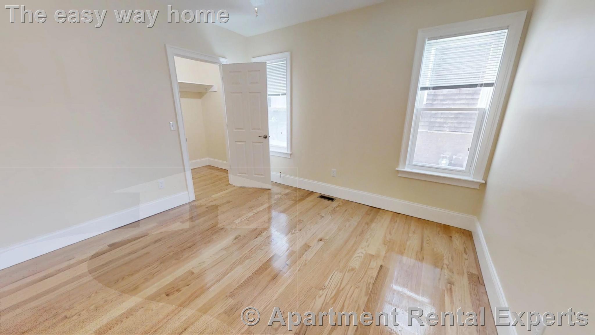 30 Cambridge Ter, Porter Square