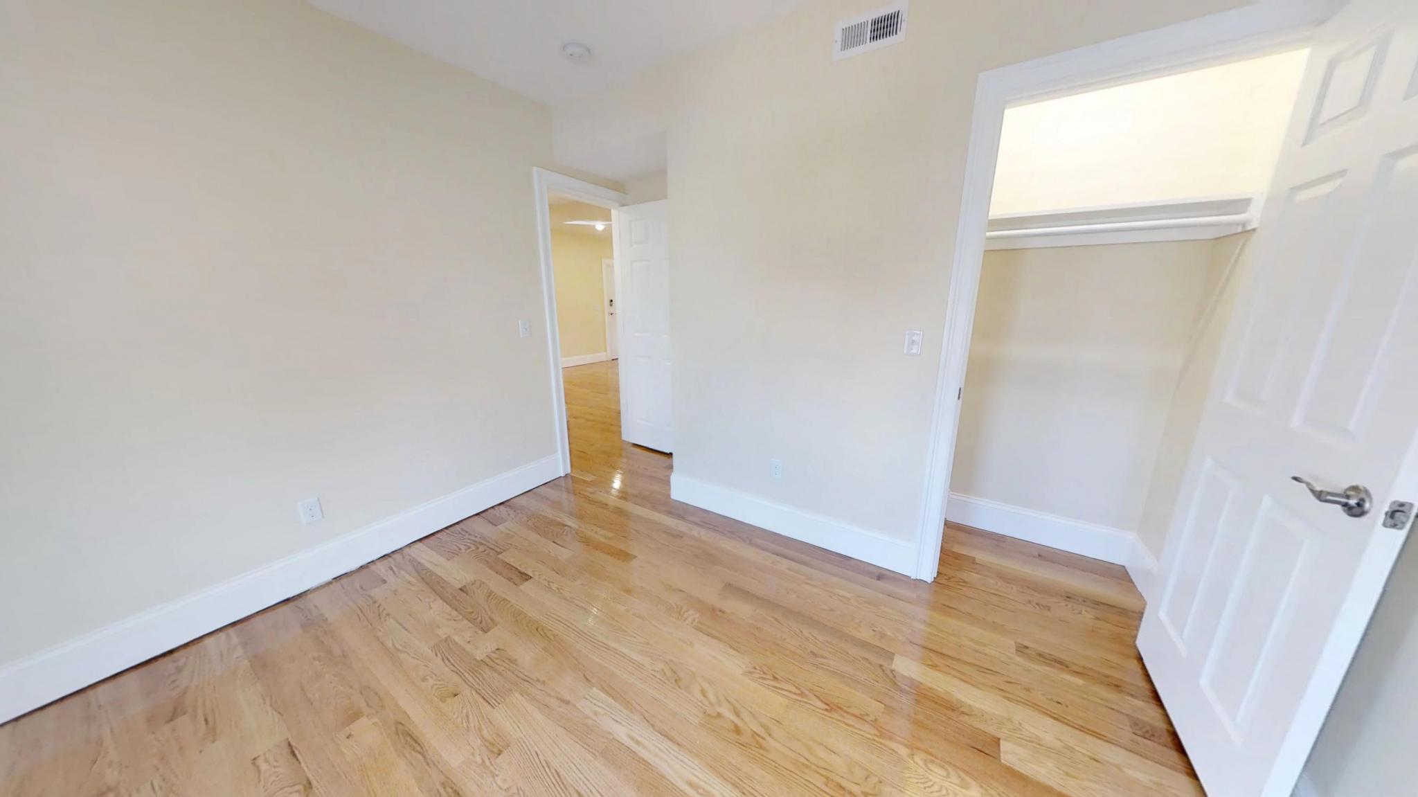 4 bed, 2 bath apartment for rent at 30 Cambridge Ter Unit 2nd, Porter Square — photo 8 of 13