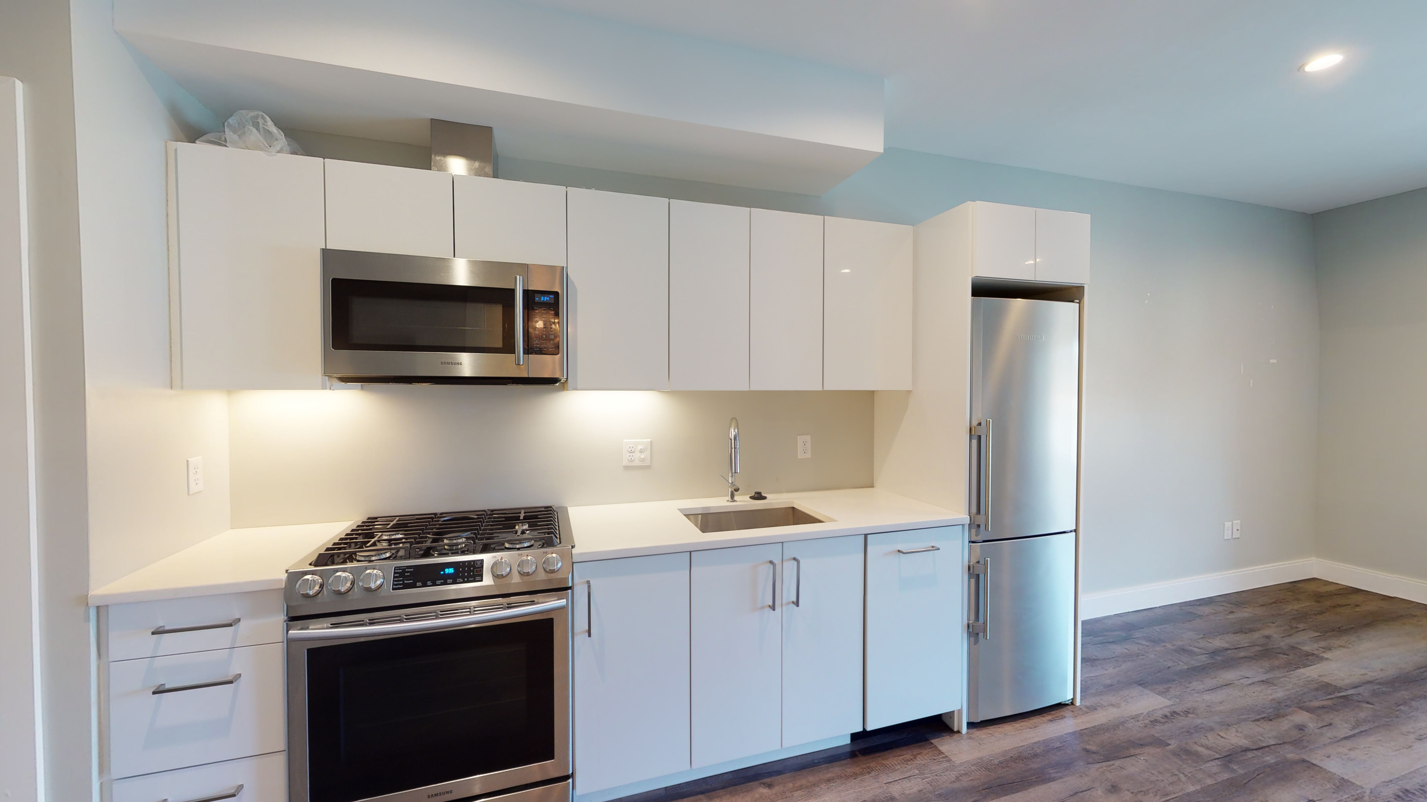 Studio bed, 1 bath apartment for rent at 253 Walden St Unit 404, Porter Square — photo 1 of 5