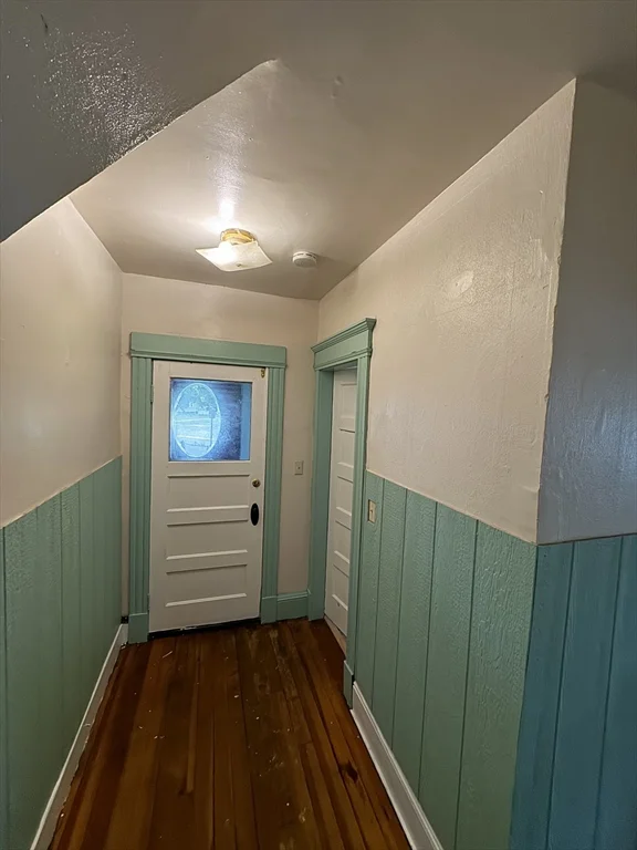 735 Belmont St, Springfield