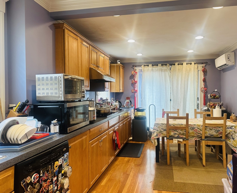 101 Faneuil St, Brighton