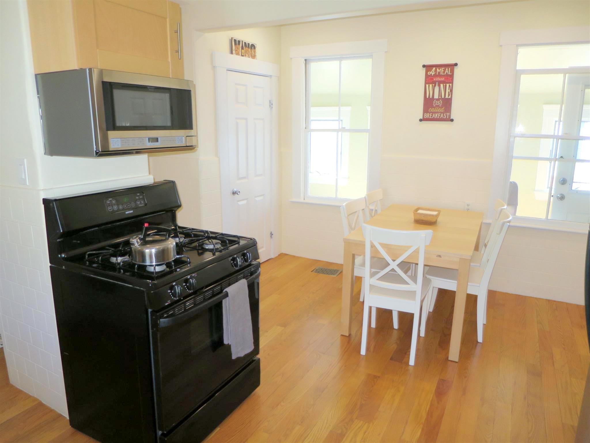2 bed, 1 bath apartment for rent at 29 Wallace St Unit 2A, Davis Square — photo 3 of 13