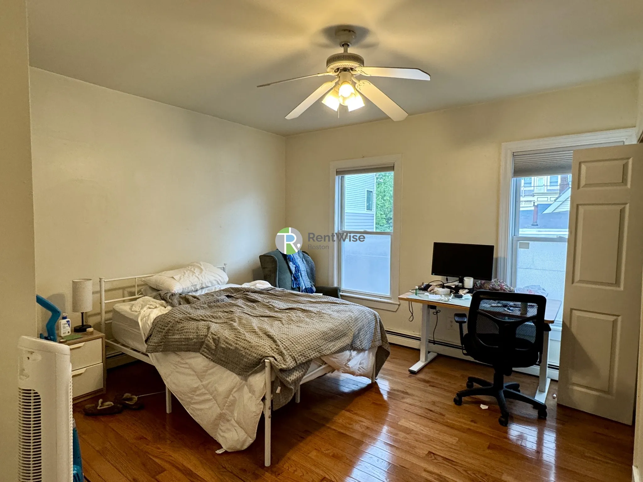 60 Walden St, Neighborhood Nine