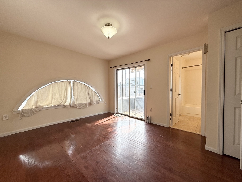 22 Chestnut, Cambridgeport