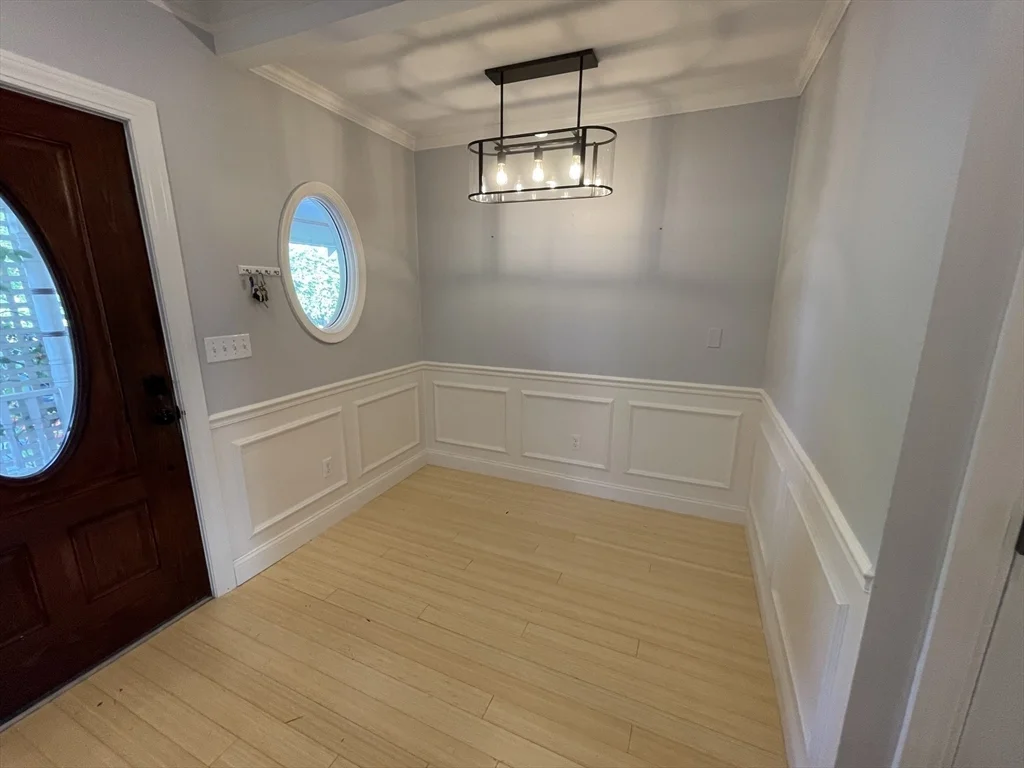 10 Symmes St, Roslindale