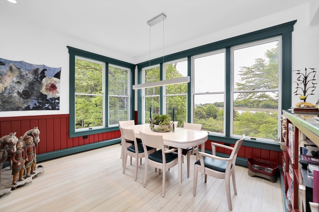 17 Bourne Point Rd, Wareham