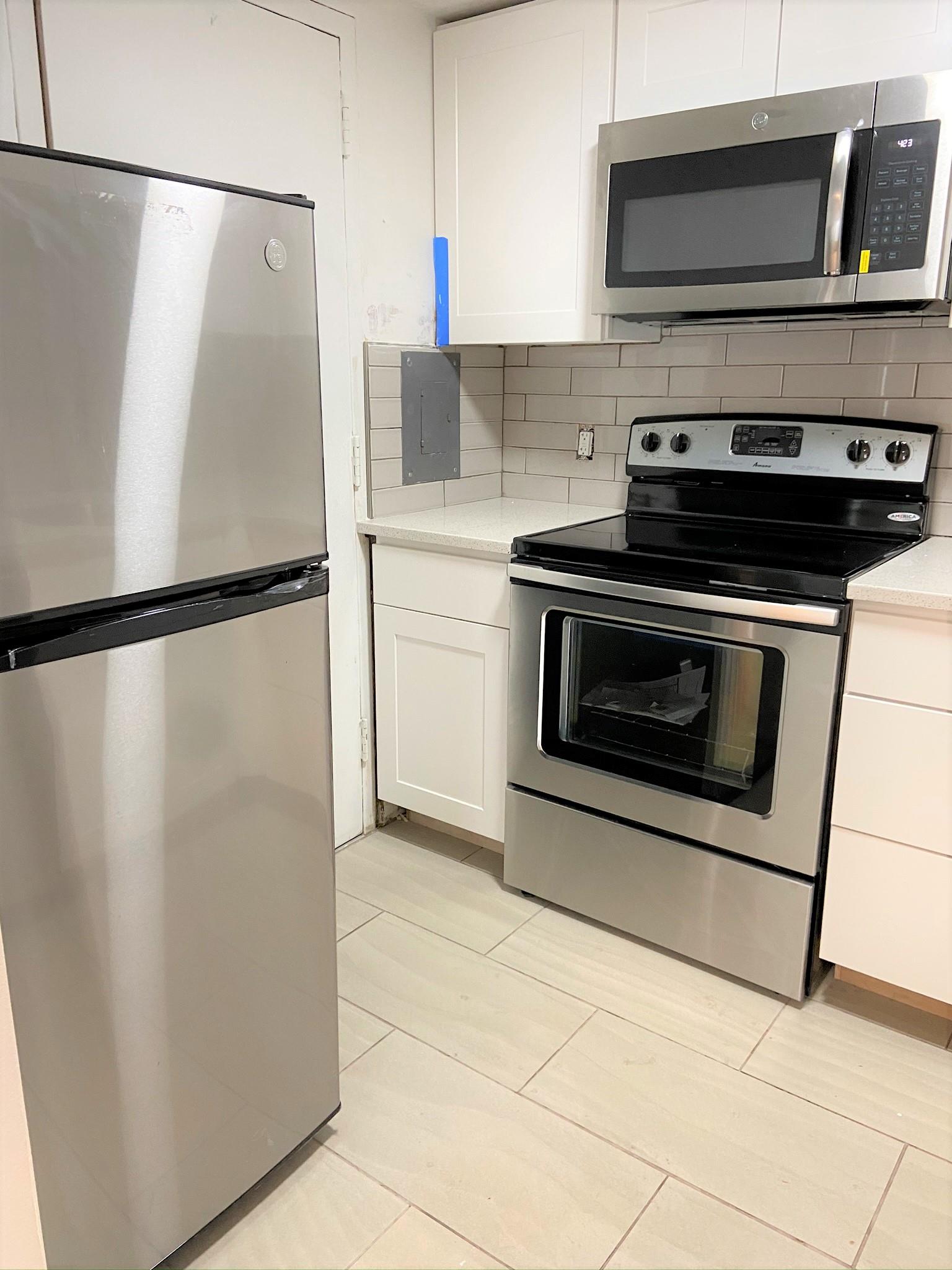 1 bed, 1 bath apartment for rent at 524 Putnam Ave Unit 11, Cambridgeport — photo 3 of 13