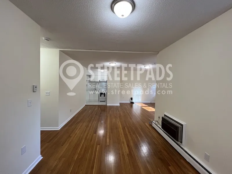 2018 Commonwealth Ave, Brighton