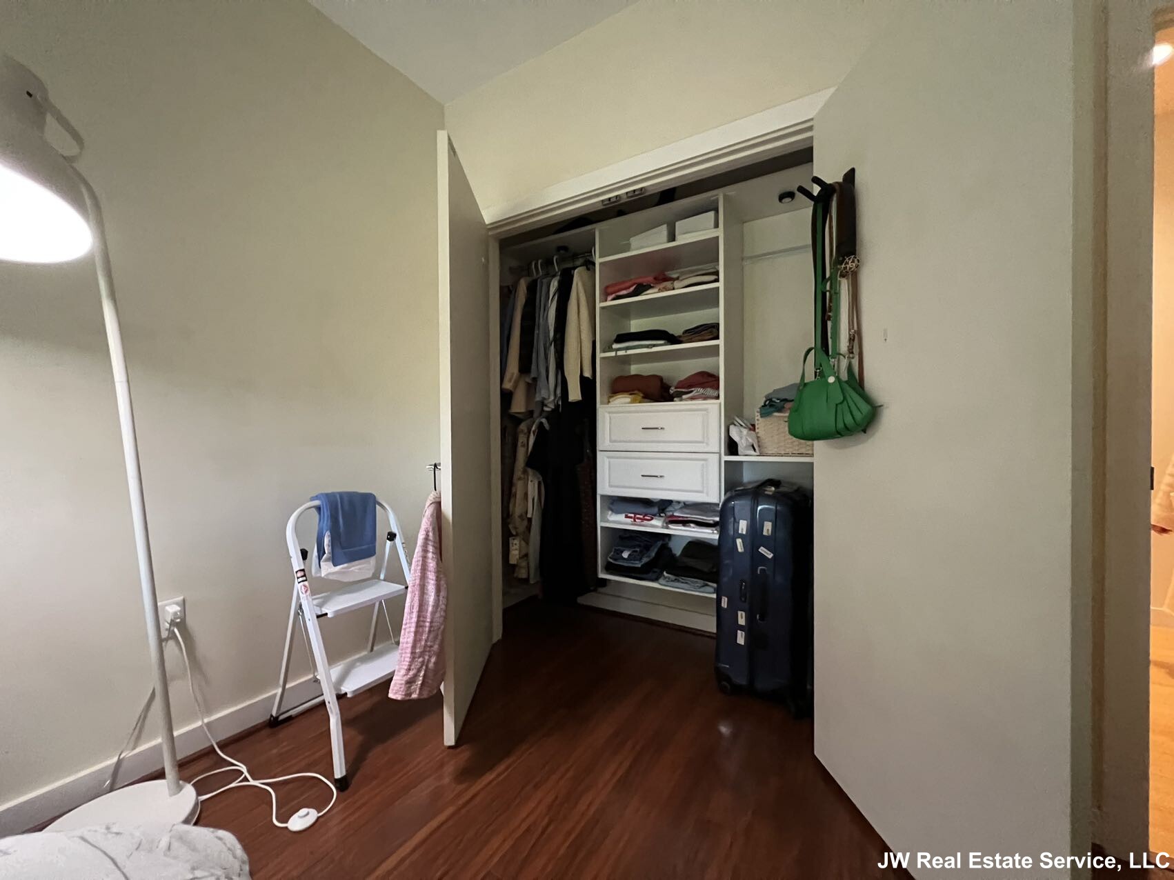 99 Chestnut Hill Ave, Brighton