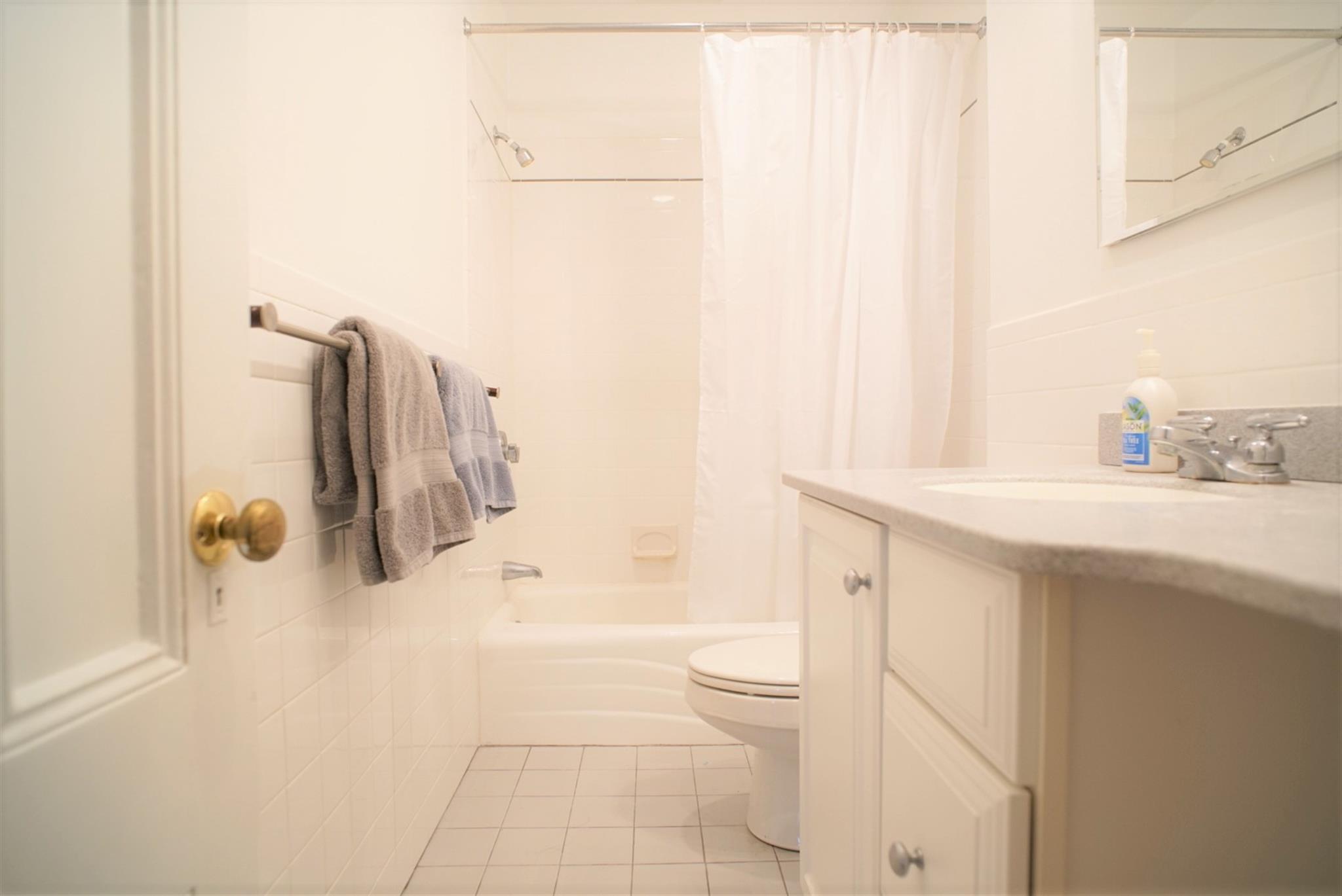 1 bed, 1 bath apartment for rent at 28 Healey St Unit 2, Harvard Square — photo 9 of 16