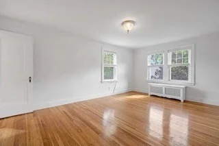 22 Longfellow Rd, Worcester