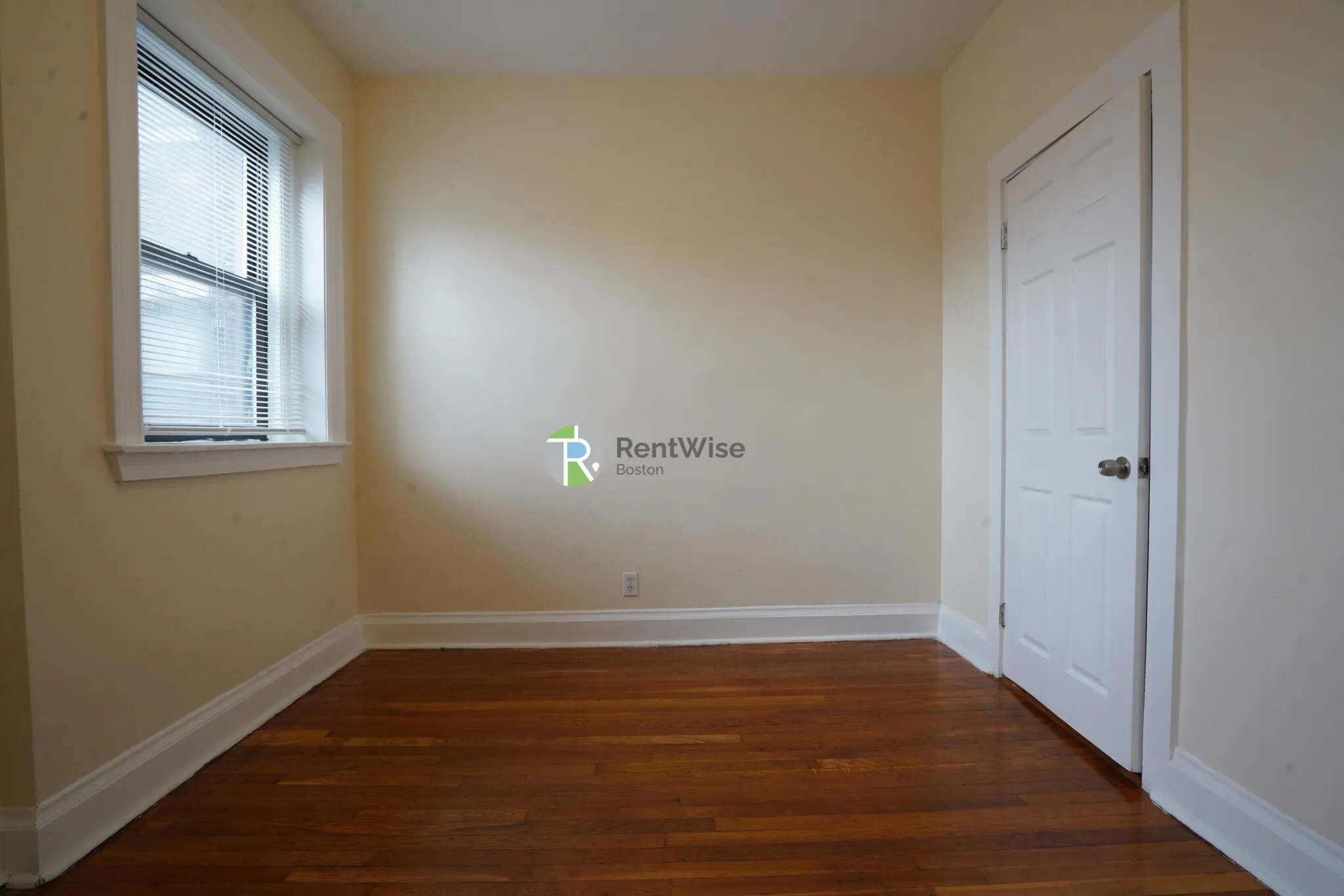 1216 Commonwealth Ave, Brighton