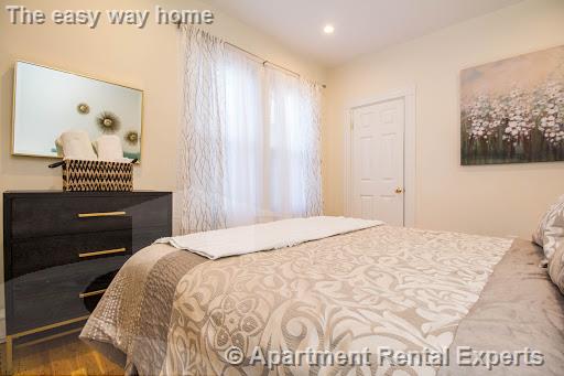 322.5 Western Ave, Cambridgeport