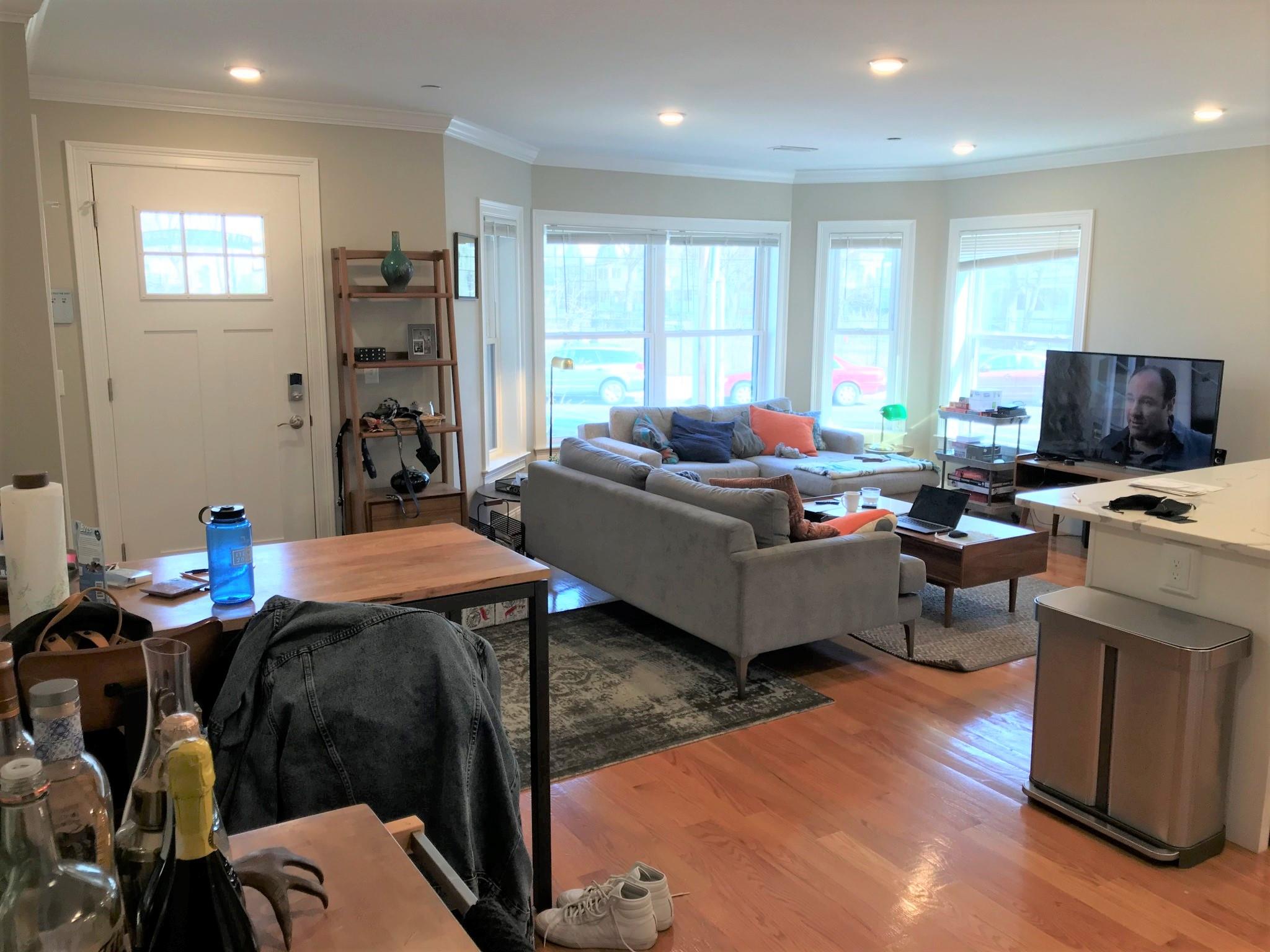 4 bed, 2 bath apartment for rent at 116 Holland St Unit 1L, Davis Square — photo 7 of 17