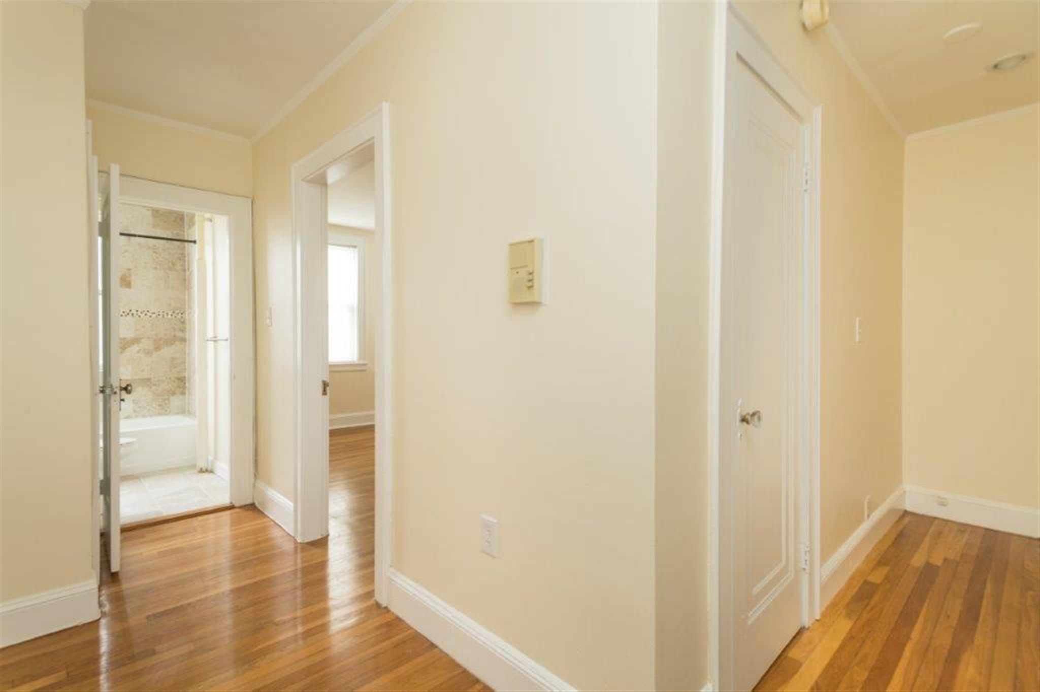 1 bed, 1 bath apartment for rent at 138 Highland Ave Unit 16, Spring Hill — photo 6 of 10