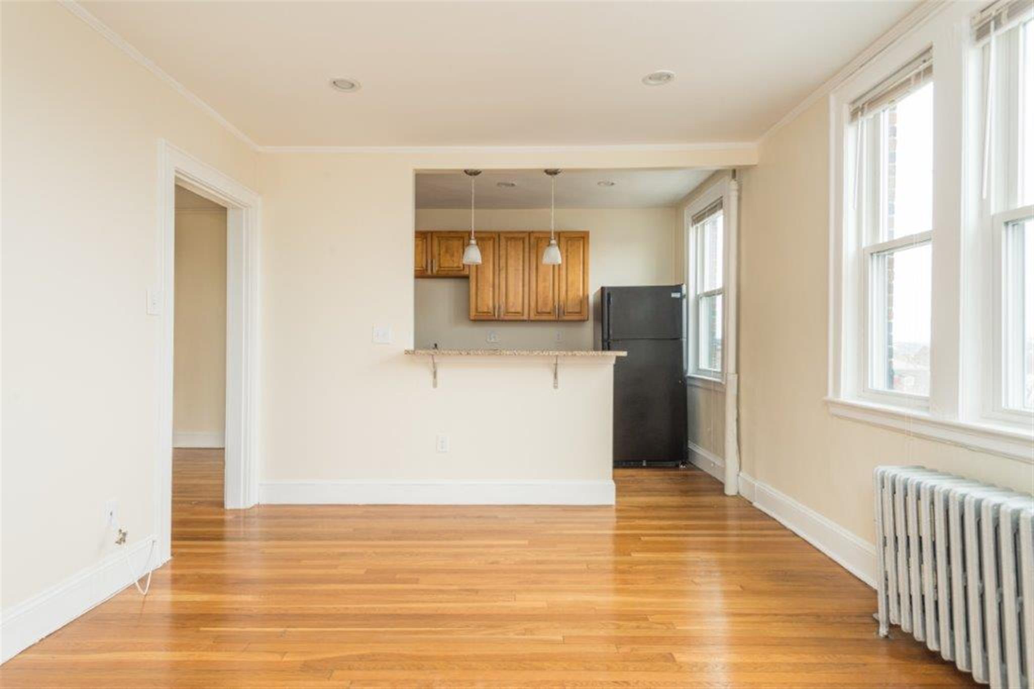 1 bed, 1 bath apartment for rent at 138 Highland Ave Unit 16, Spring Hill — photo 4 of 10