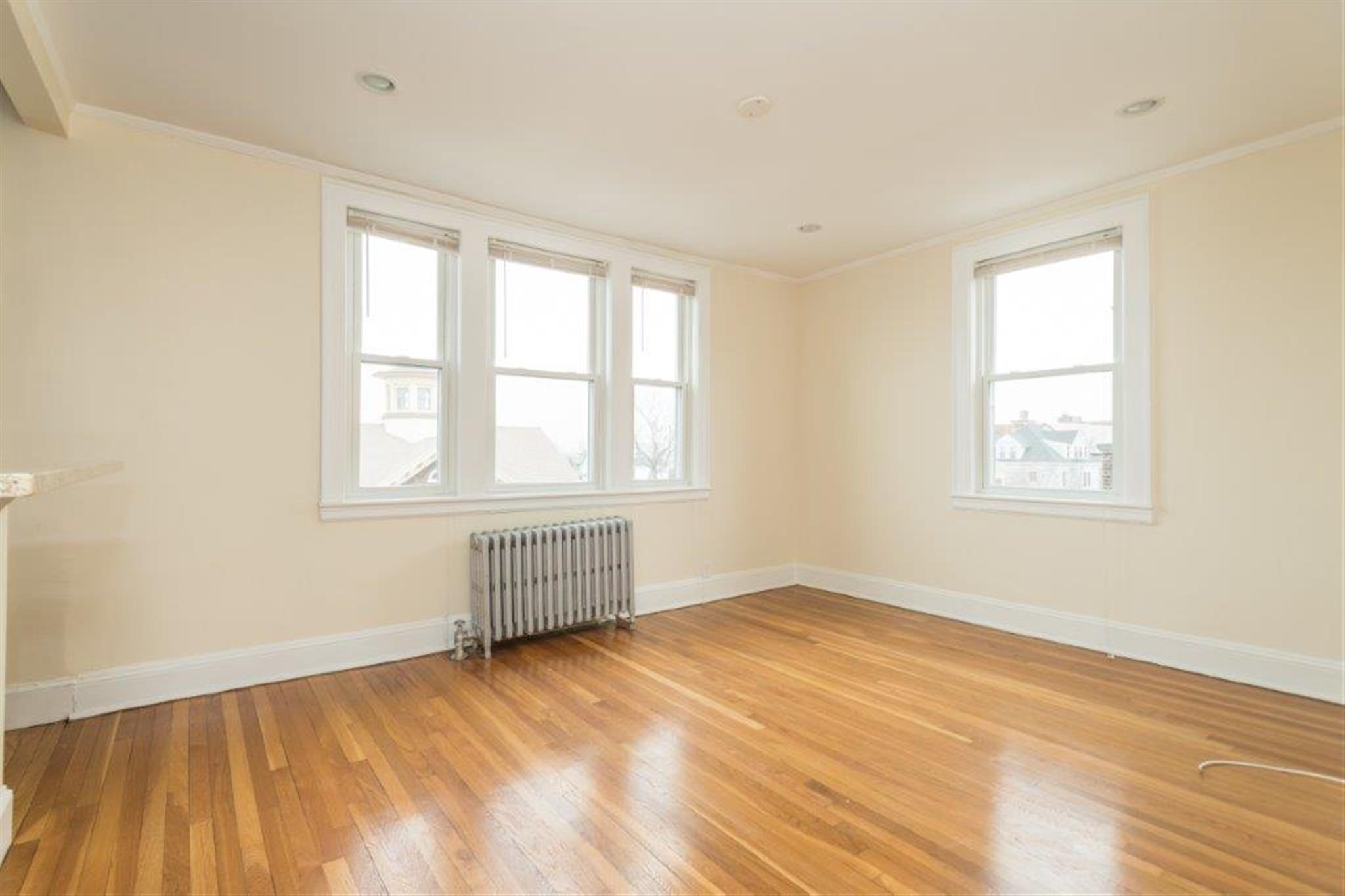 1 bed, 1 bath apartment for rent at 138 Highland Ave Unit 16, Spring Hill — photo 5 of 10