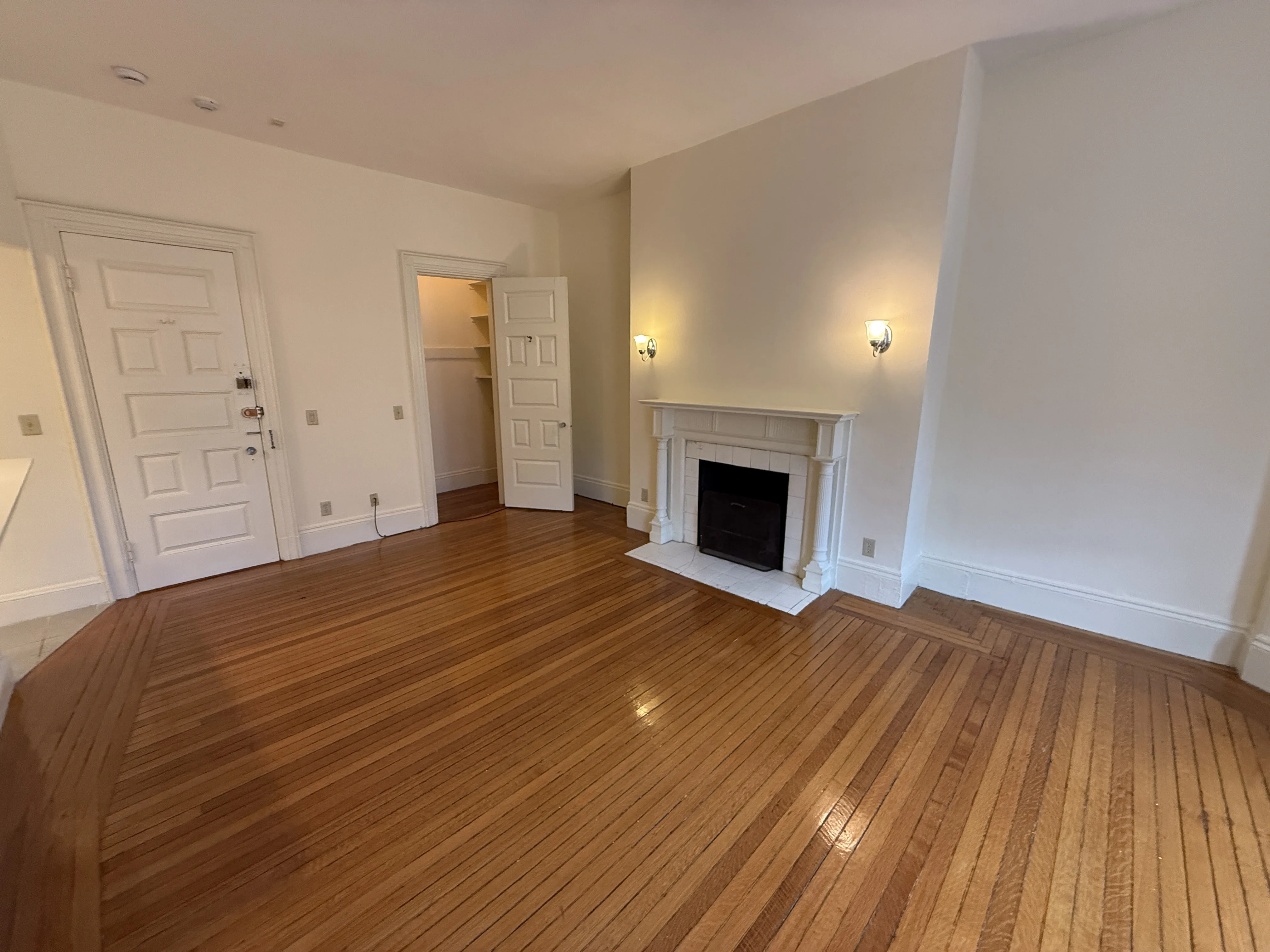 379 Commonwealth Ave, Back Bay