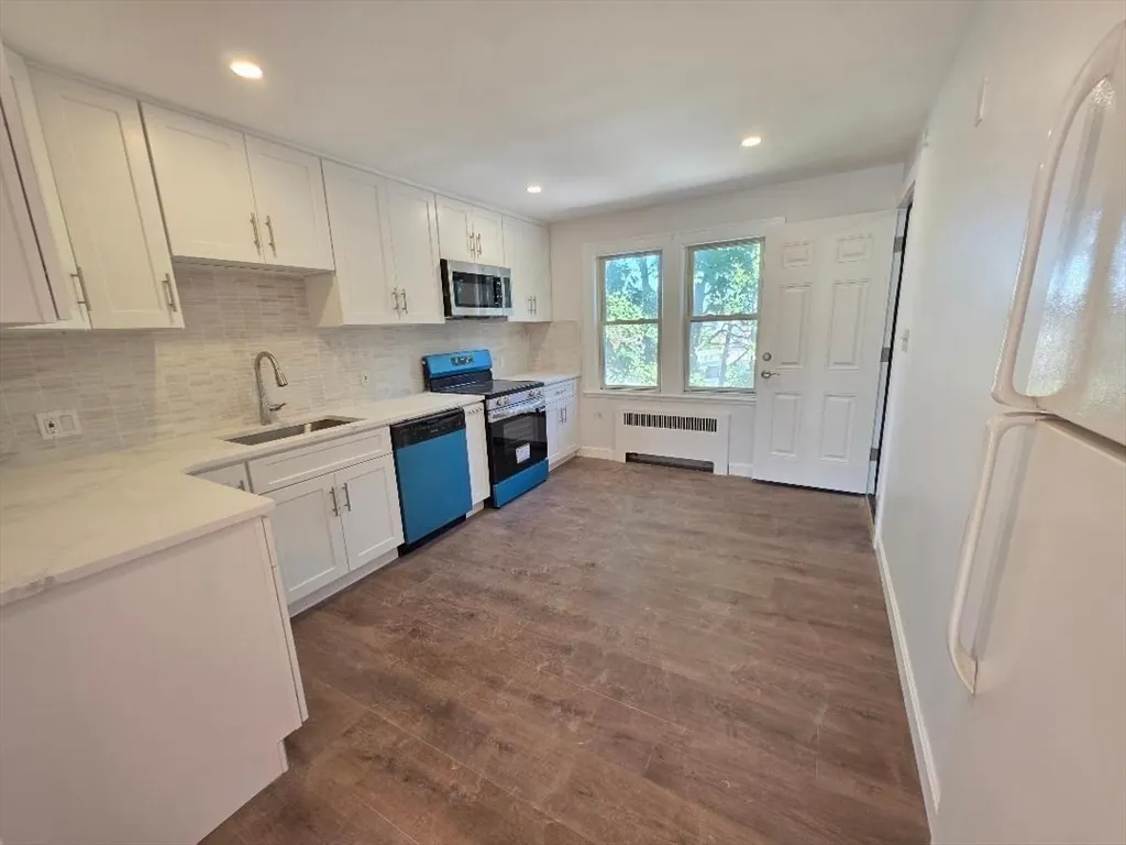 110 Clay St, Wollaston