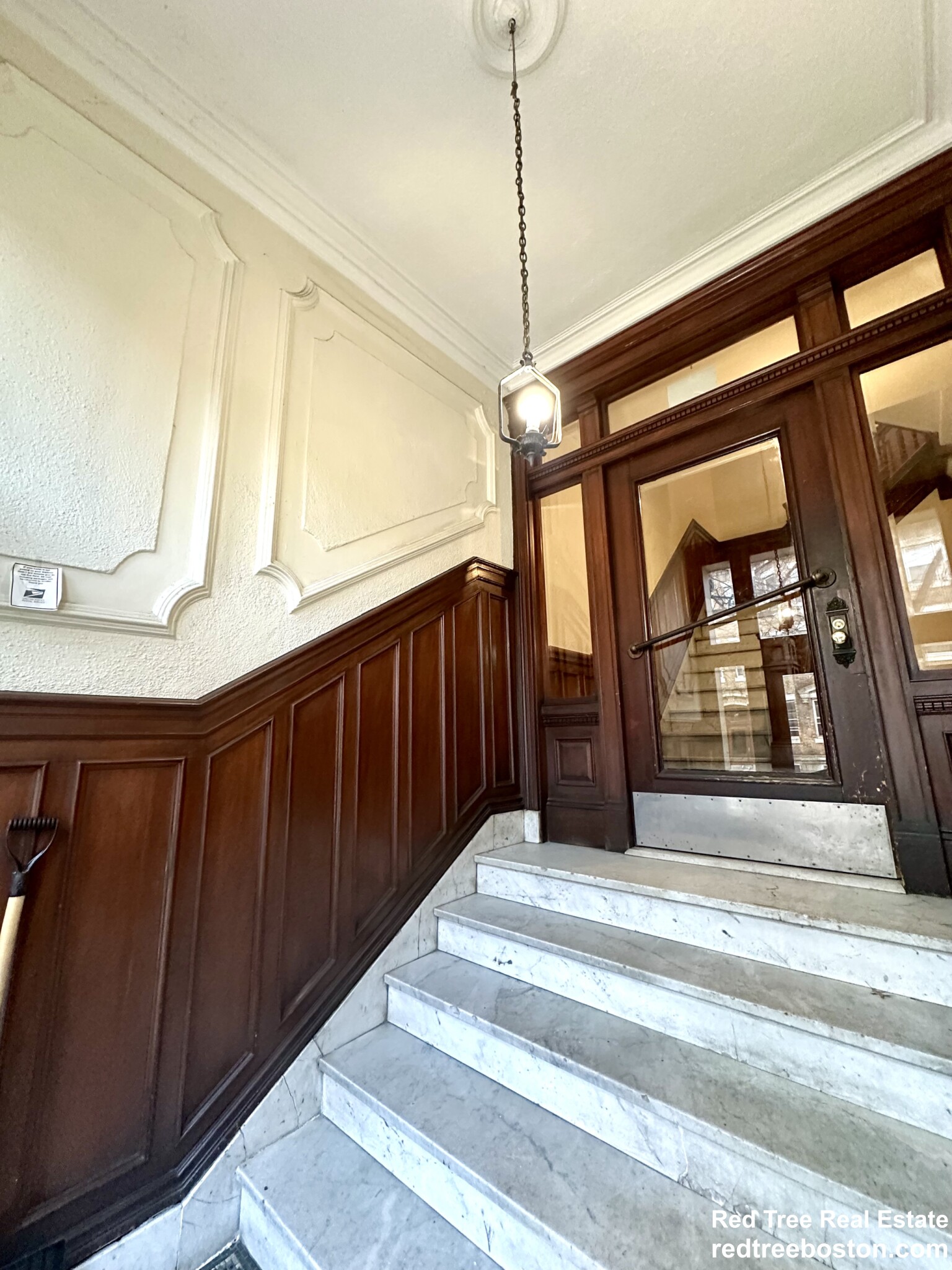 11 Euston St, Brookline