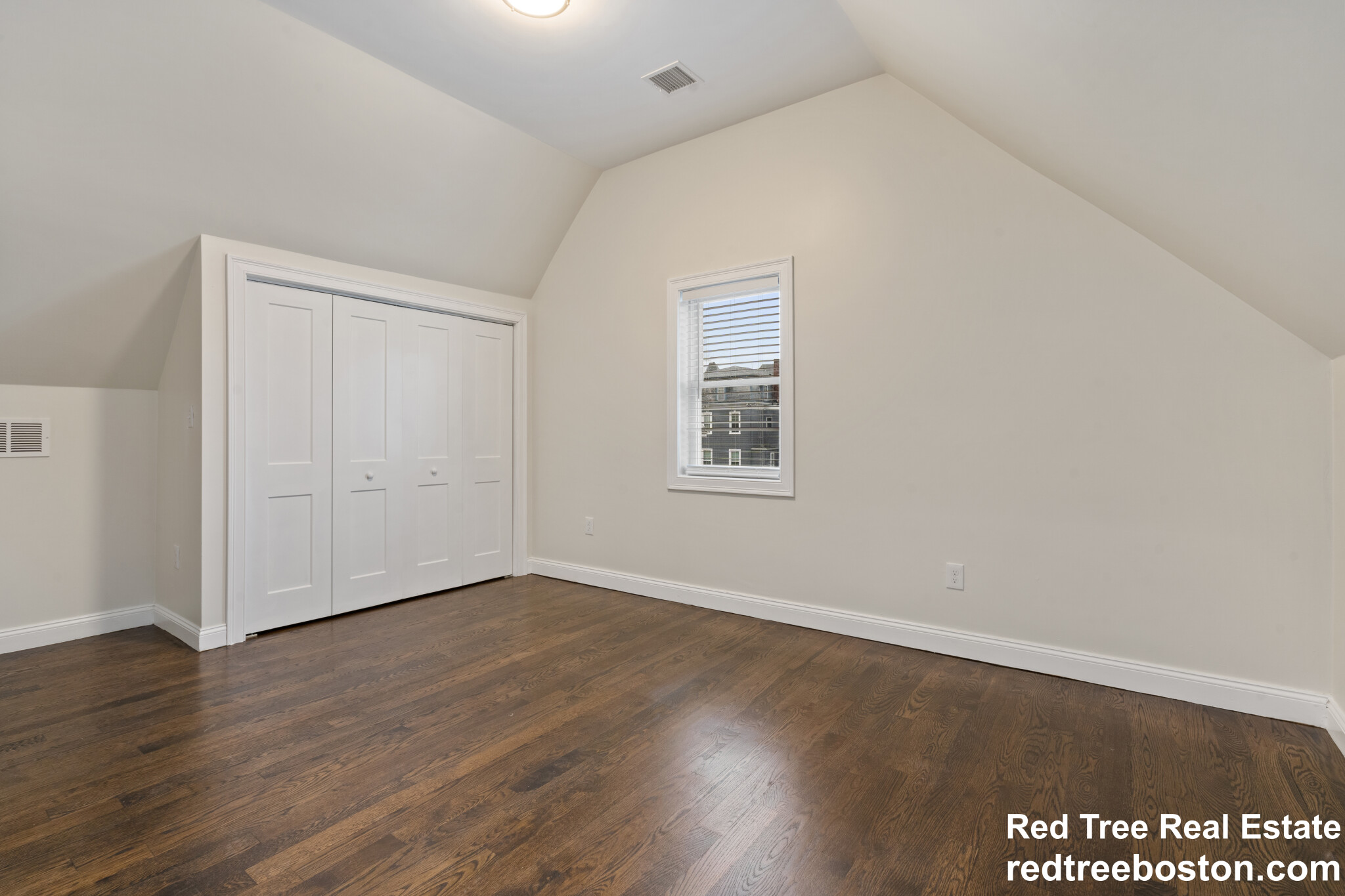 4 Chestnut Pl, Brighton