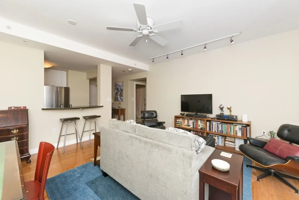 535 Harrison Ave, South End