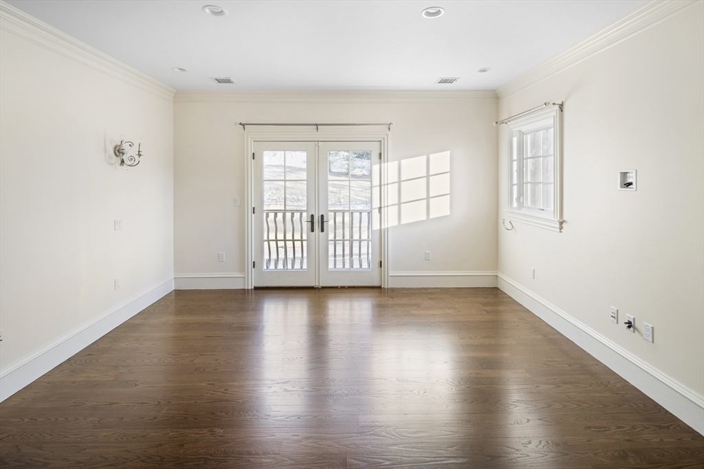 72 Drumlin Rd, Newton