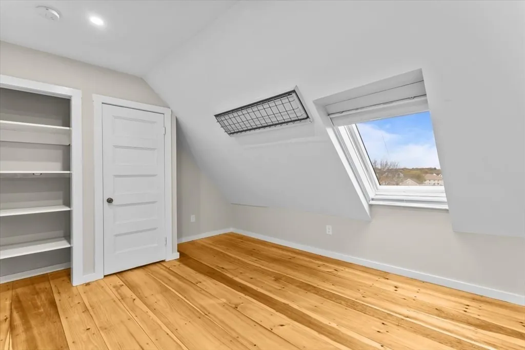 1 Samoset Ave, Mansfield