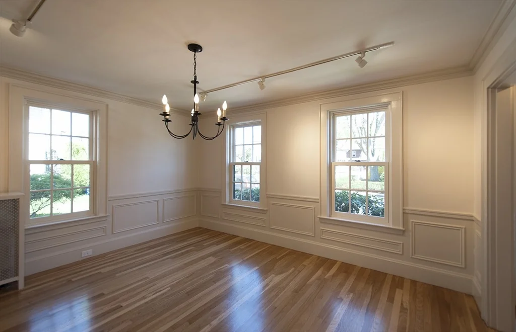 153 Watson Rd, Belmont