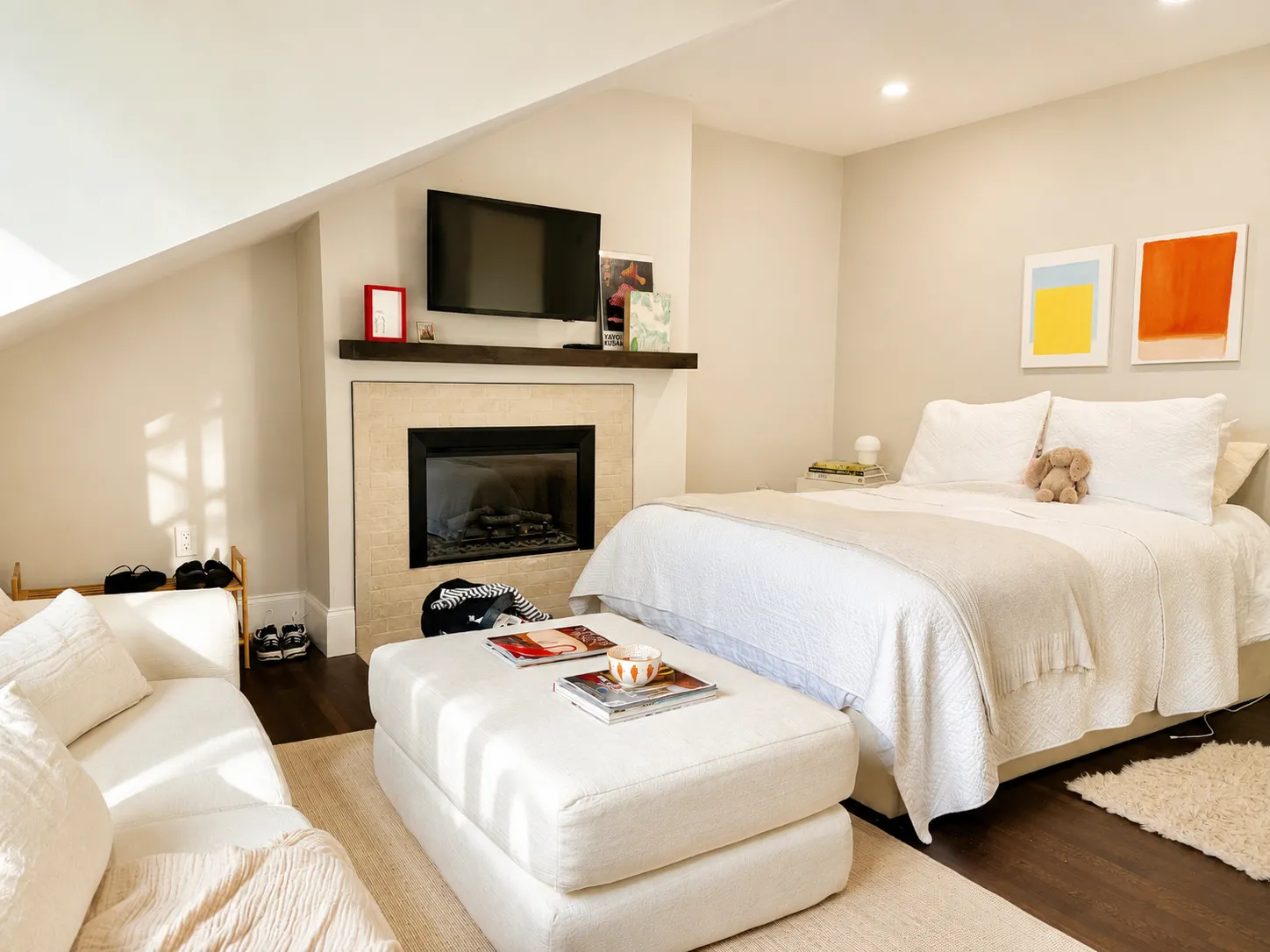 105 Charles St, Beacon Hill
