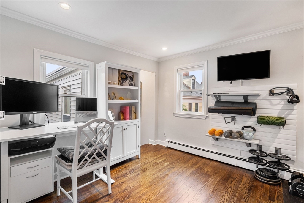 12 Mystic St, Charlestown